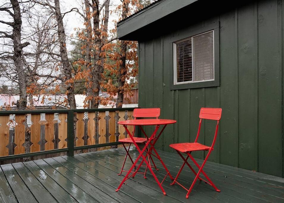 Villa Twin Pines Casita - Big Yard, View, Porch, Hot Tub, & Charm Ruidoso Exterior foto