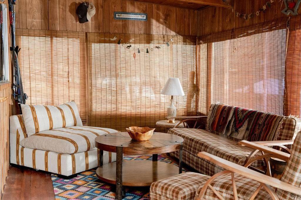 Villa Twin Pines Casita - Big Yard, View, Porch, Hot Tub, & Charm Ruidoso Exterior foto
